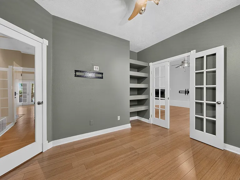 9715 Larnaca Rd NE — Photo 9