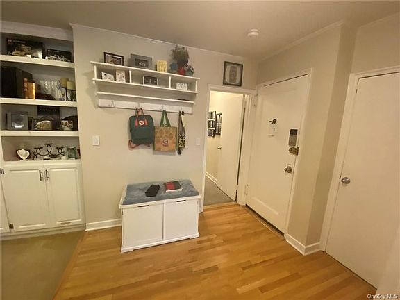 4th image of 141 E Hartsdale Ave APT 2B