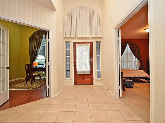 INVITING ENTRY!