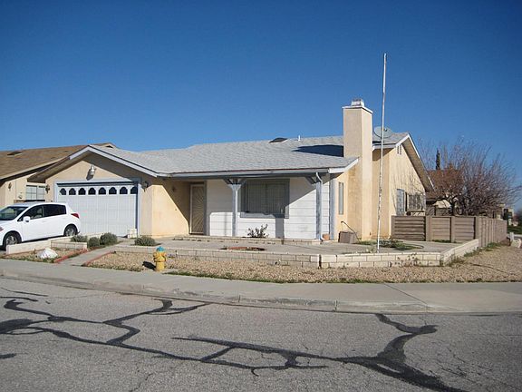 2nd image of 15830 Sandalwood Ln