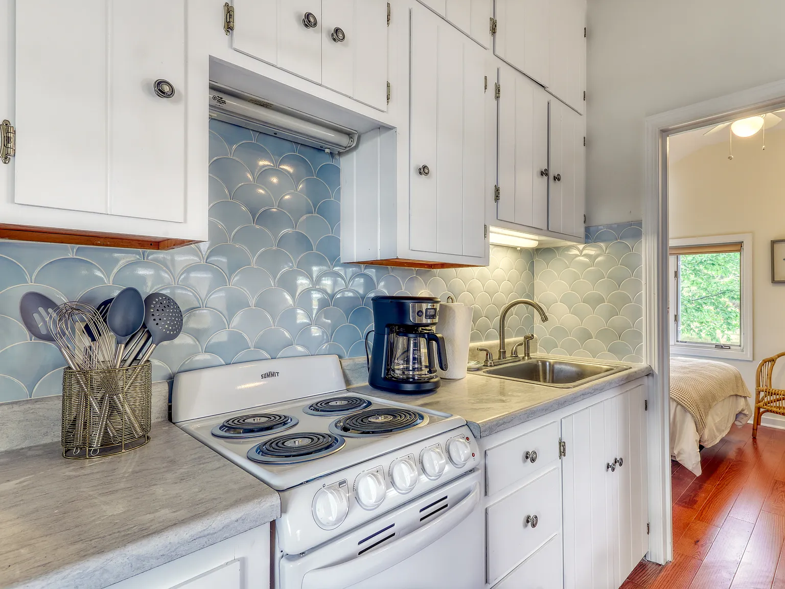 1 bed, 400 sqft, $1,500 — Photo 4