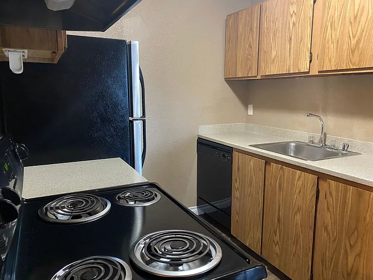 Westwood Apartments — Photo 215