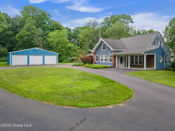 2232 Watt Street, Schenectady, NY 12304