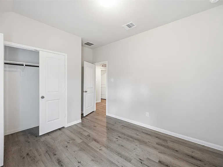 5503 James Michael Dr — Photo 14