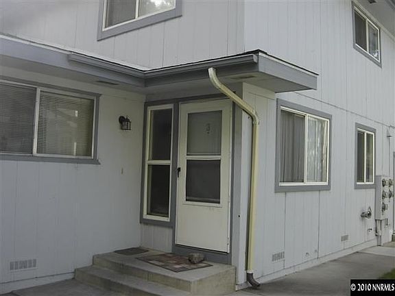 2nd image of 641 Oakwood Dr