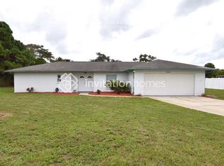 7325 Claries Dr, Sarasota, FL 34243