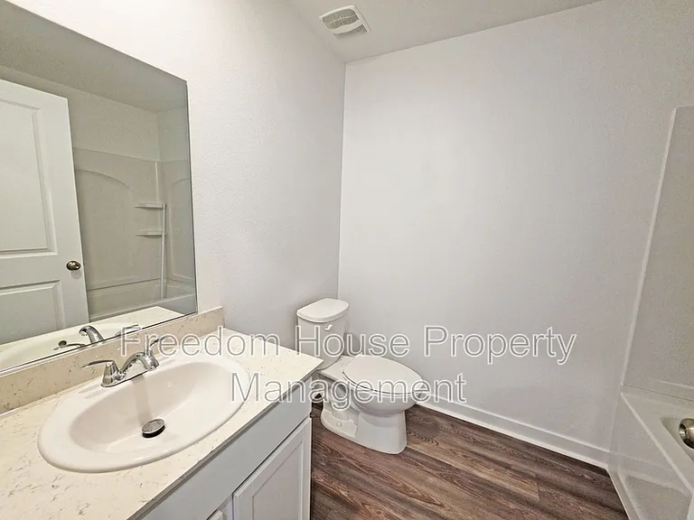 663 E Huyana Wind Dr — Photo 13