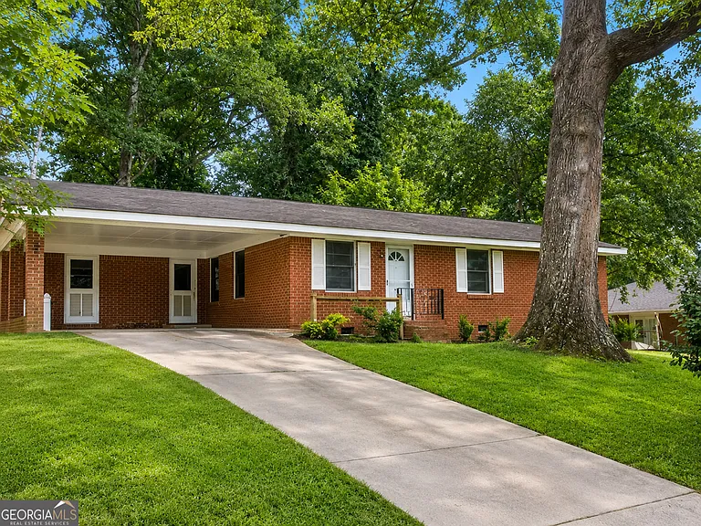 3543 Meadowview Ct — Photo 2