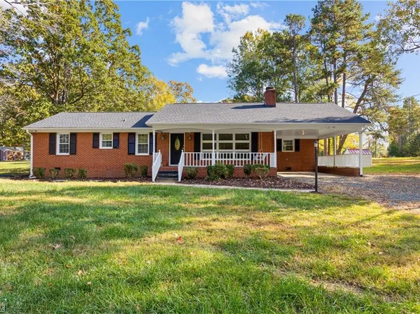 1834 Springhill Dr, Burlington, NC 27217