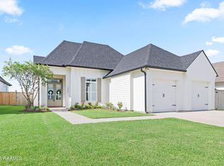 203 Buenos Aires Ave, Youngsville, LA 70592