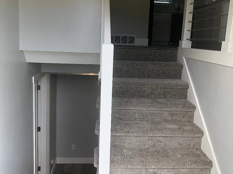 861 E 10600 S — Photo 15