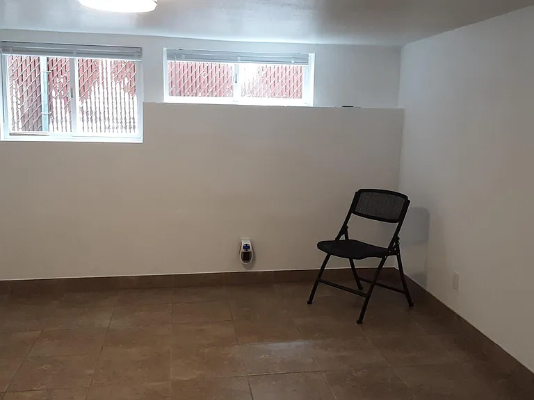 2511 Lombard Ave #B — Photo 11