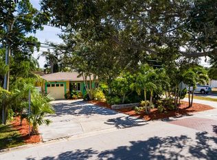 9665 2nd St N, Saint Petersburg, FL 33702