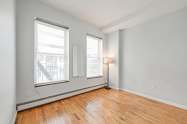 Rented by Oxford Property Group | media 7