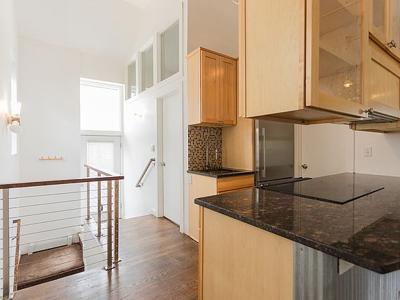 1833 19th Street Kitchen