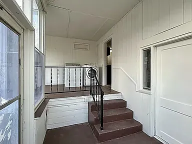 1208 Stewart Dr — Photo 32
