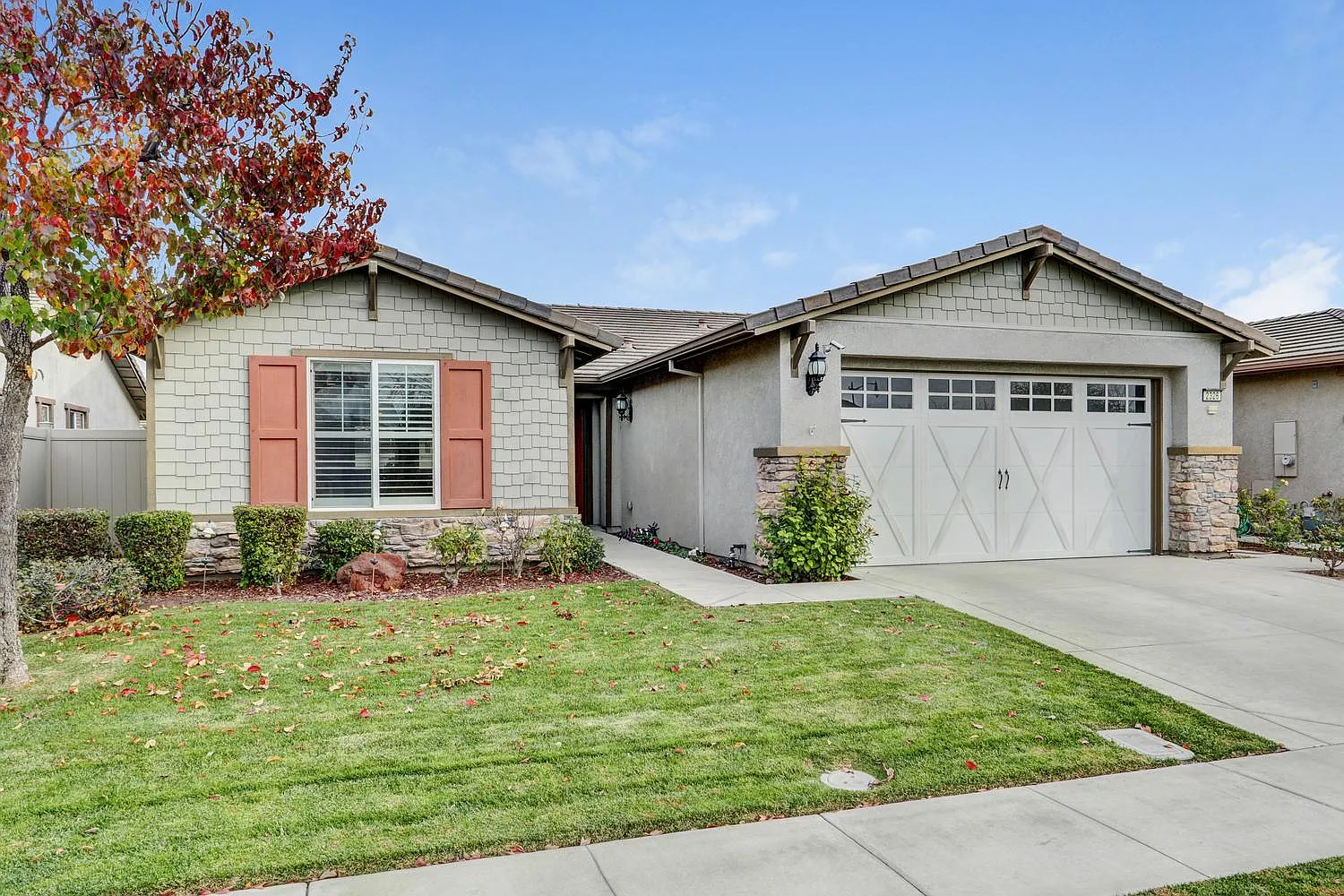 2326 Acorn Meadows Ln photo 1