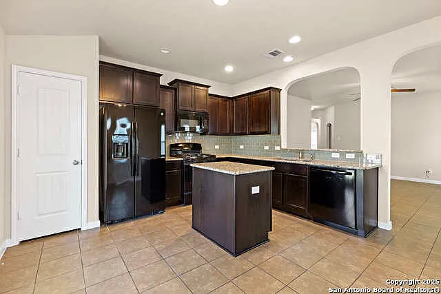 117 Linden Ln — Photo 14