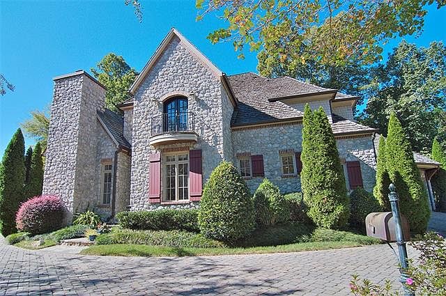 1st image of 2325 La Maison Dr