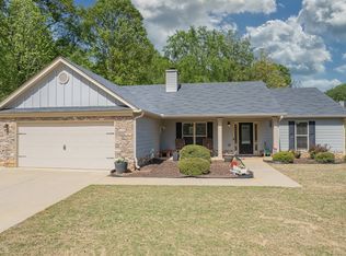 46 Coopers Hawk Ln, Jefferson, GA 30549