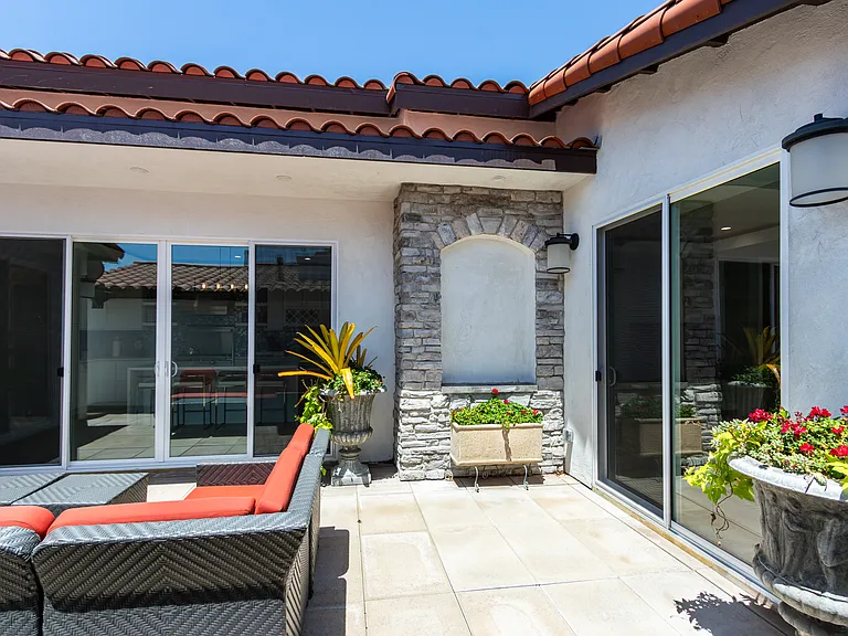 10068 Russell Ave — Photo 41