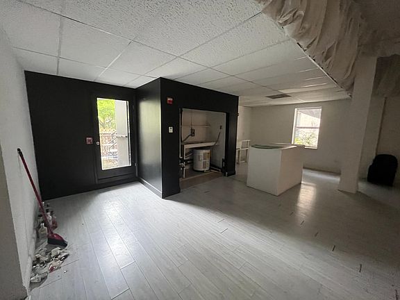 3rd image of 128 NE 1st Ave #2