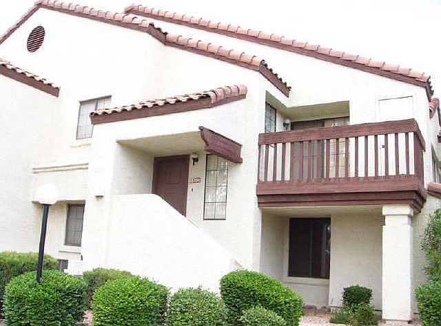 1st image of 1905 E UNIVERSITY Drive #204