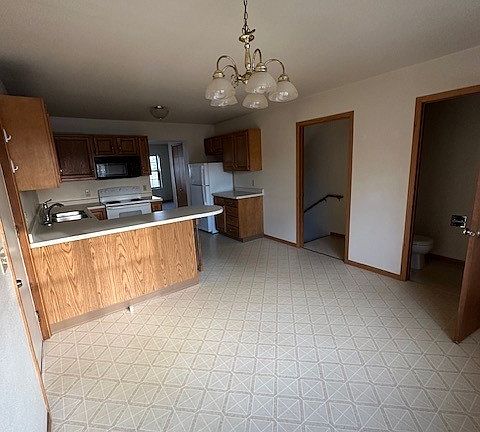 3rd image of 2712 S Felker Ave #2712