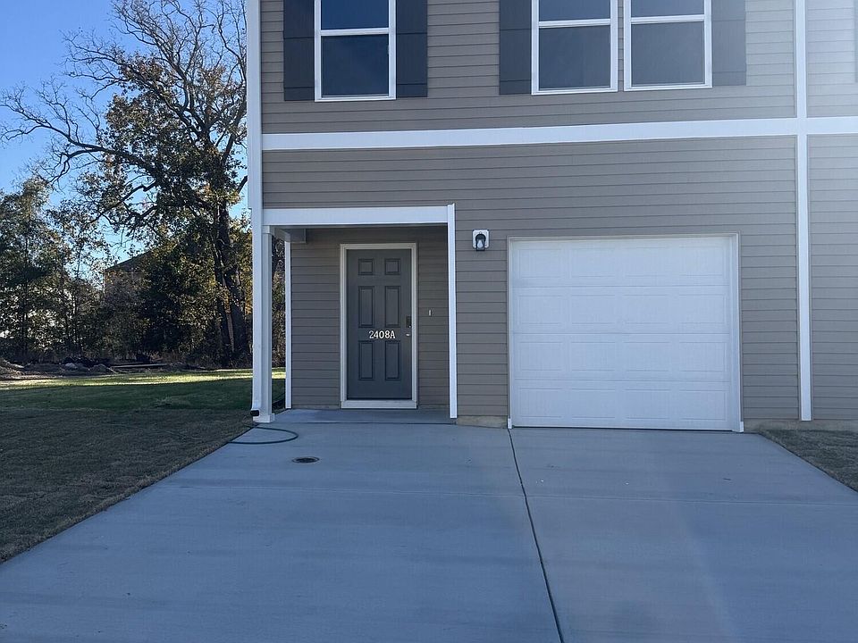 1st image of 2451 B Brookville Drive
