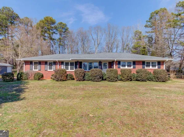 5906 Homer Hwy, Lula, GA 30554