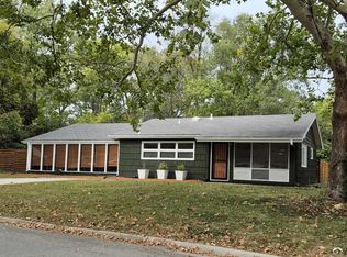 1704 W 20th St, Lawrence, KS 66046