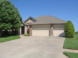 1440 N Fenchurch Ln, Springfield, MO 65802