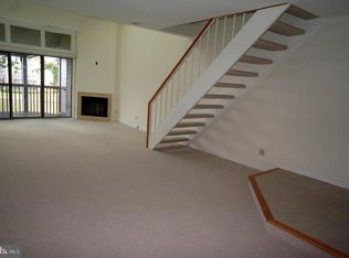 7010 Channel Village Ct APT 202, Annapolis, MD 21403