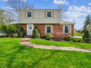 809 Broughton Rd, Bethel Park, PA 15102