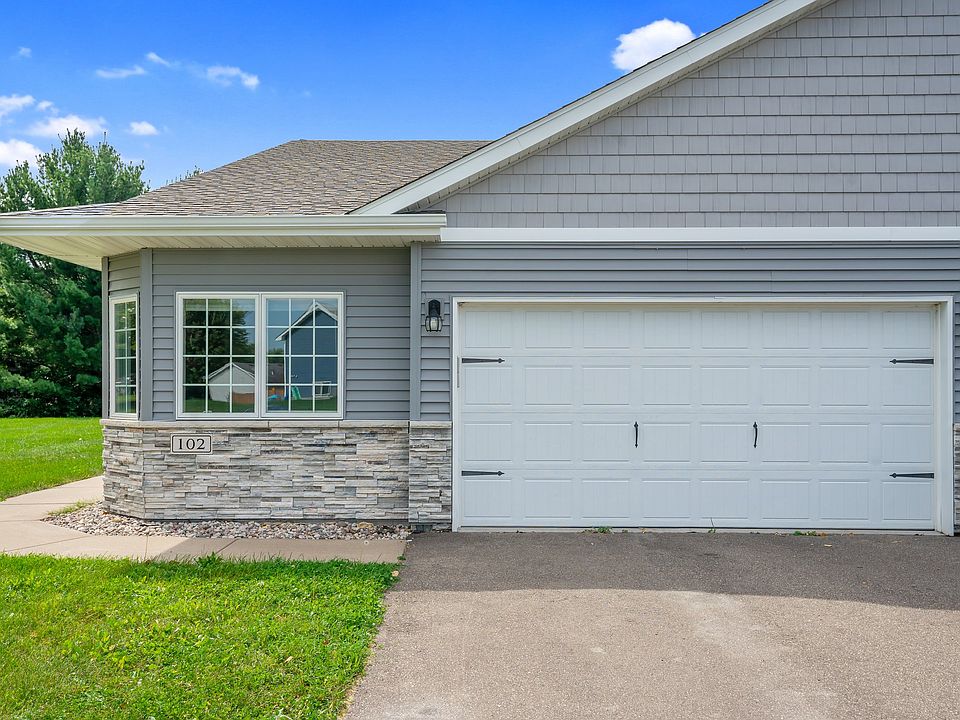 One Level Living With No Steps !