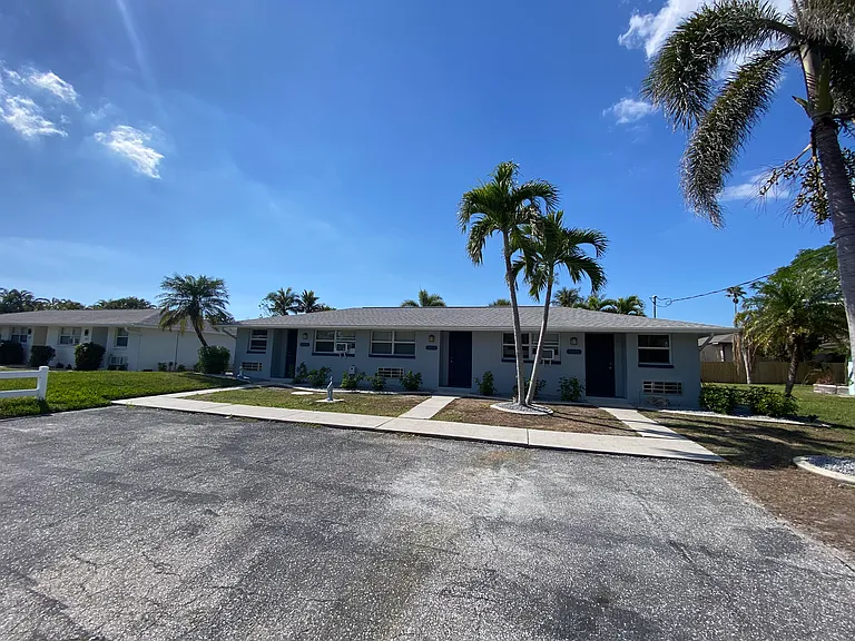 3415 Palm Dr #1 — Photo 20