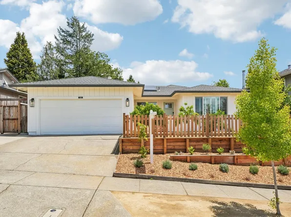 5430 Spain Avenue, Santa Rosa, CA 95409