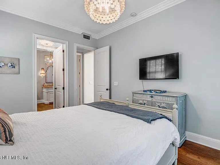 548 Le Master Dr — Photo 26