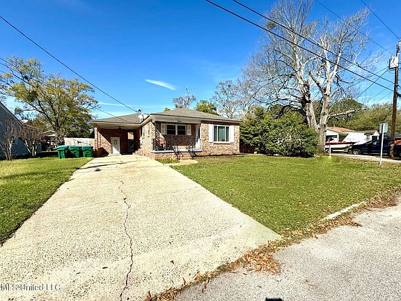2nd image of 2211 Tyler Ave