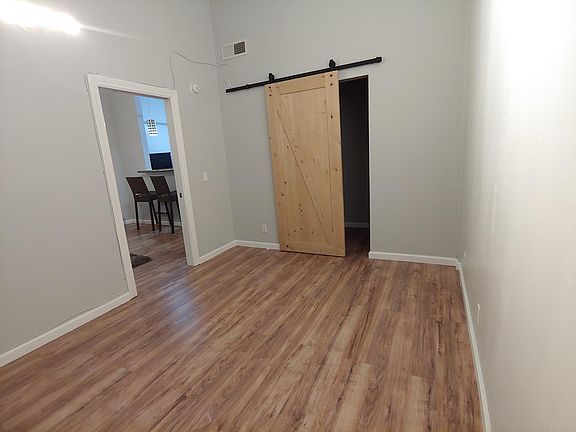 5th image of 440 N Civic Dr