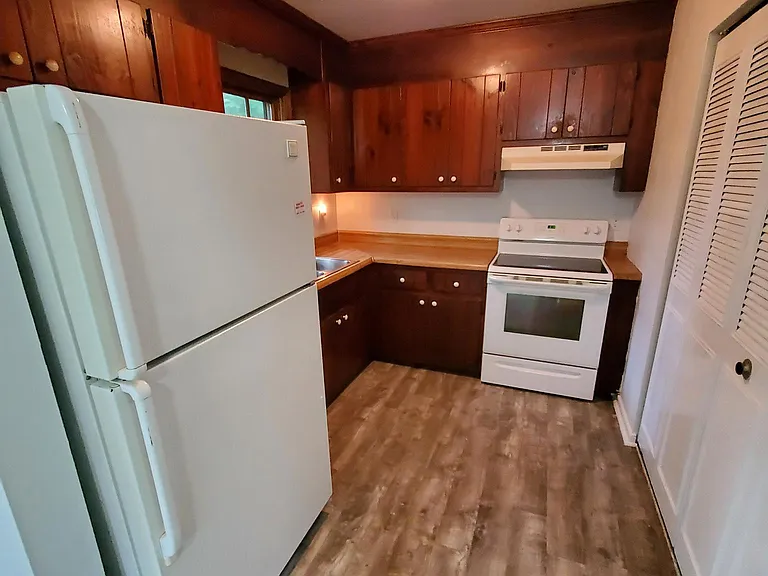 8518 Boones Trail Rd — Photo 3