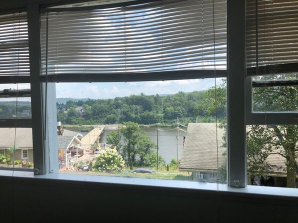 12 Pebble Rd