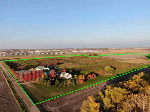 22702 Hamburg Ave, Lakeville, MN 55044