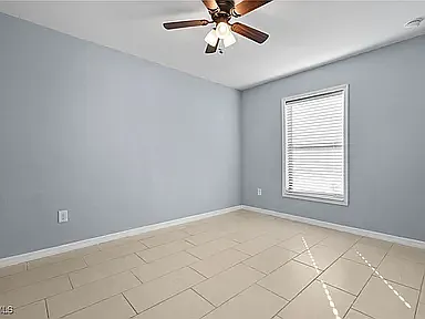 1119 Diplomat Pkwy E — Photo 12