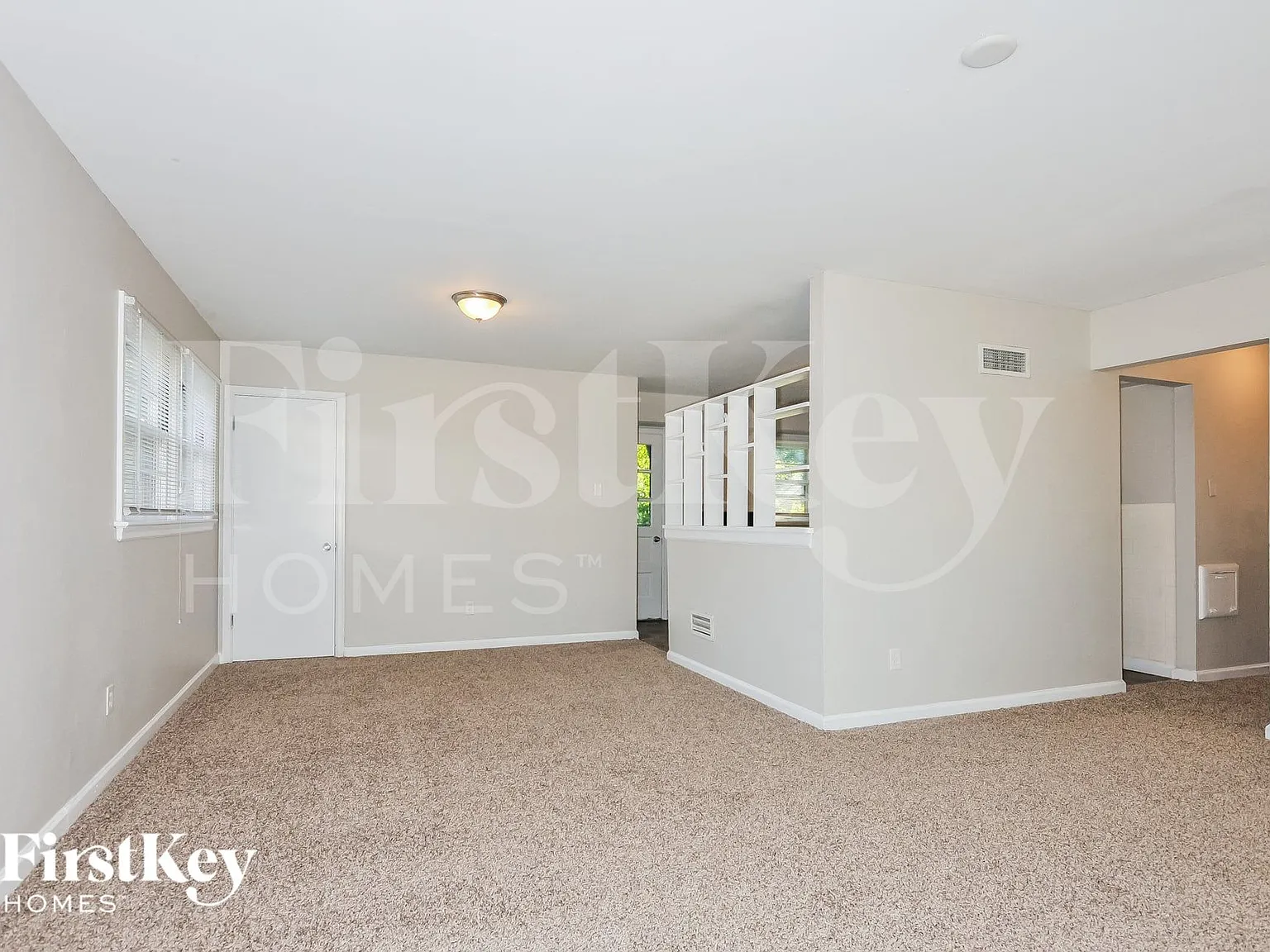 3 bed, 1.5 bath, 1092 sqft, $1,520 — Photo 4
