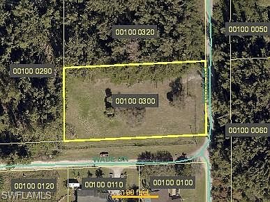 4th image of 1711 Wade Dr