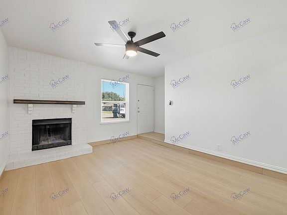 5th image of 730 Bluebonnet Dr APT C