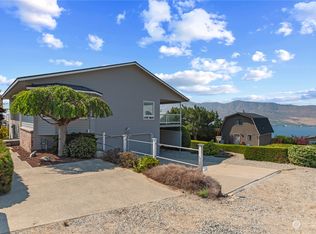 302 Butte Rd, Chelan, WA 98816