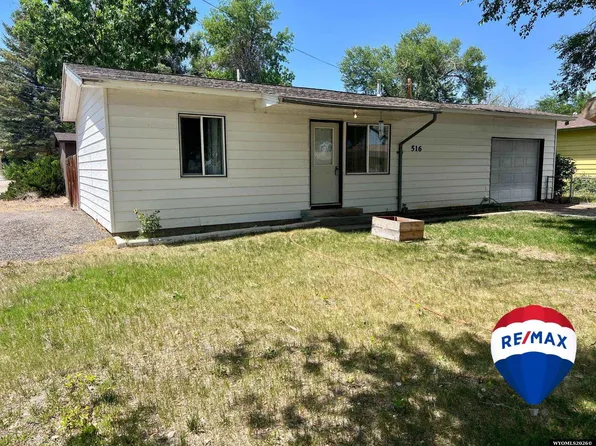 516 N 7th St, Riverton, WY 82501