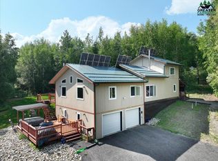 1535 Golden View Dr, Fairbanks, AK 99709